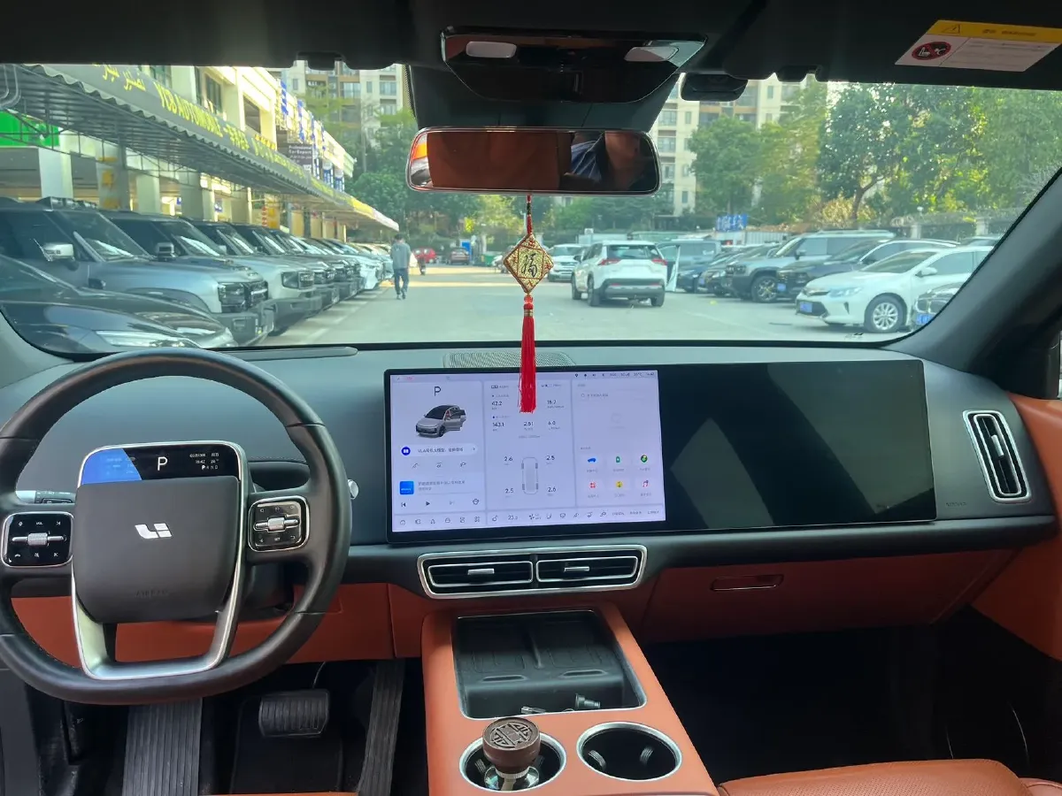 2024 Li L6 Range Extended 154HP L4 REEV 36.8KWH,autocango,china used car exporter,china ev exporter,chinese used car exporter,chinese used ev exporter