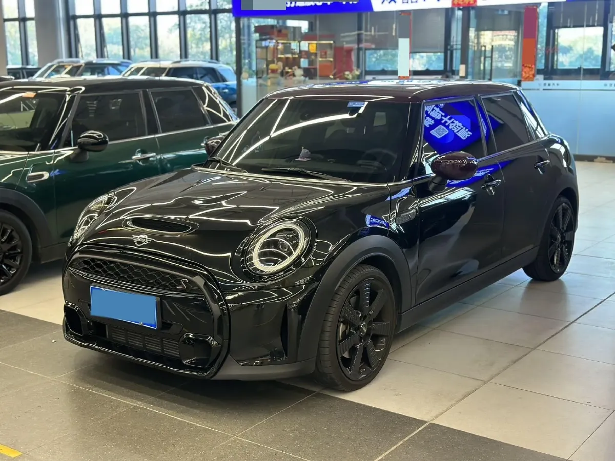 2023 MINI MINI 2.0T 178HP L4 7DCT,autocango,china used car exporter,china ev exporter,chinese used car exporter,chinese used ev exporter