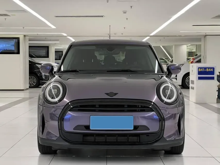 2023 MINI MINI 1.5T 136HP L3 7DCT,autocango,china used car exporter,china ev exporter,chinese used car exporter,chinese used ev exporter