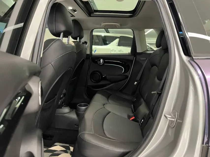 2023 MINI MINI 1.5T 136HP L3 7DCT,autocango,china used car exporter,china ev exporter,chinese used car exporter,chinese used ev exporter