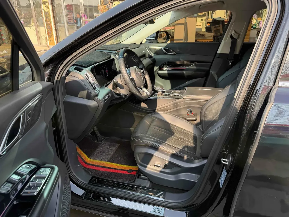 2023 HongQi HS3 2.0T 252HP L4 8AT,autocango,china used car exporter,china ev exporter,chinese used car exporter,chinese used ev exporter