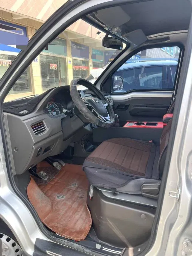 2022 WuLing RongGuang New Truck 1.8L 125HP L4 5MT,autocango,china used car exporter,china ev exporter,chinese used car exporter,chinese used ev exporter