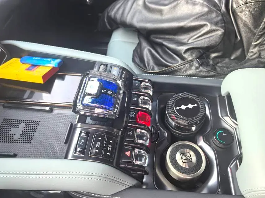 2024 Jaguar XEL 2.0T 250HP L4 8AT,autocango,china used car exporter,china ev exporter,chinese used car exporter,chinese used ev exporter