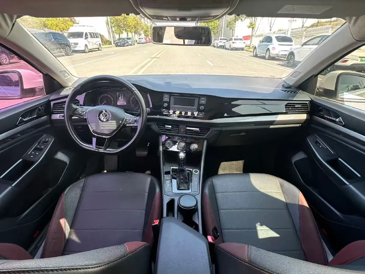 2019 Bestune T77 1.2T 143HP L4 7DCT,autocango,china used car exporter,china ev exporter,chinese used car exporter,chinese used ev exporter