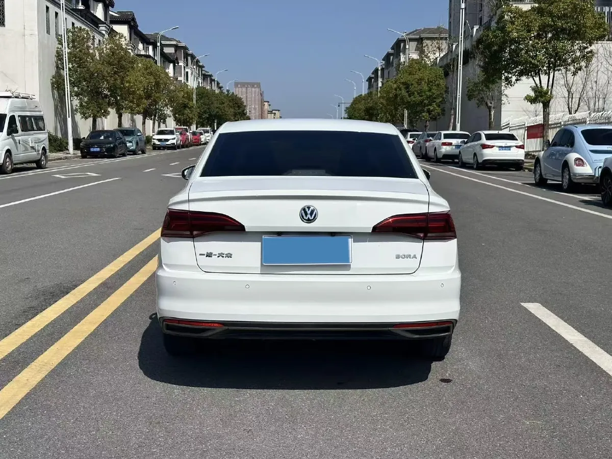 2019 Bestune T77 1.2T 143HP L4 7DCT,autocango,china used car exporter,china ev exporter,chinese used car exporter,chinese used ev exporter