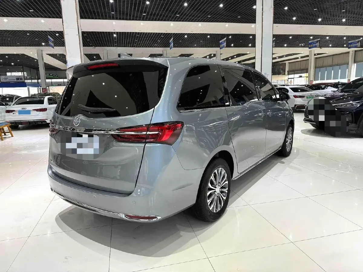 2023 Buick GL8 2.0T 237HP L4 9AT,autocango,china used car exporter,china ev exporter,chinese used car exporter,chinese used ev exporter