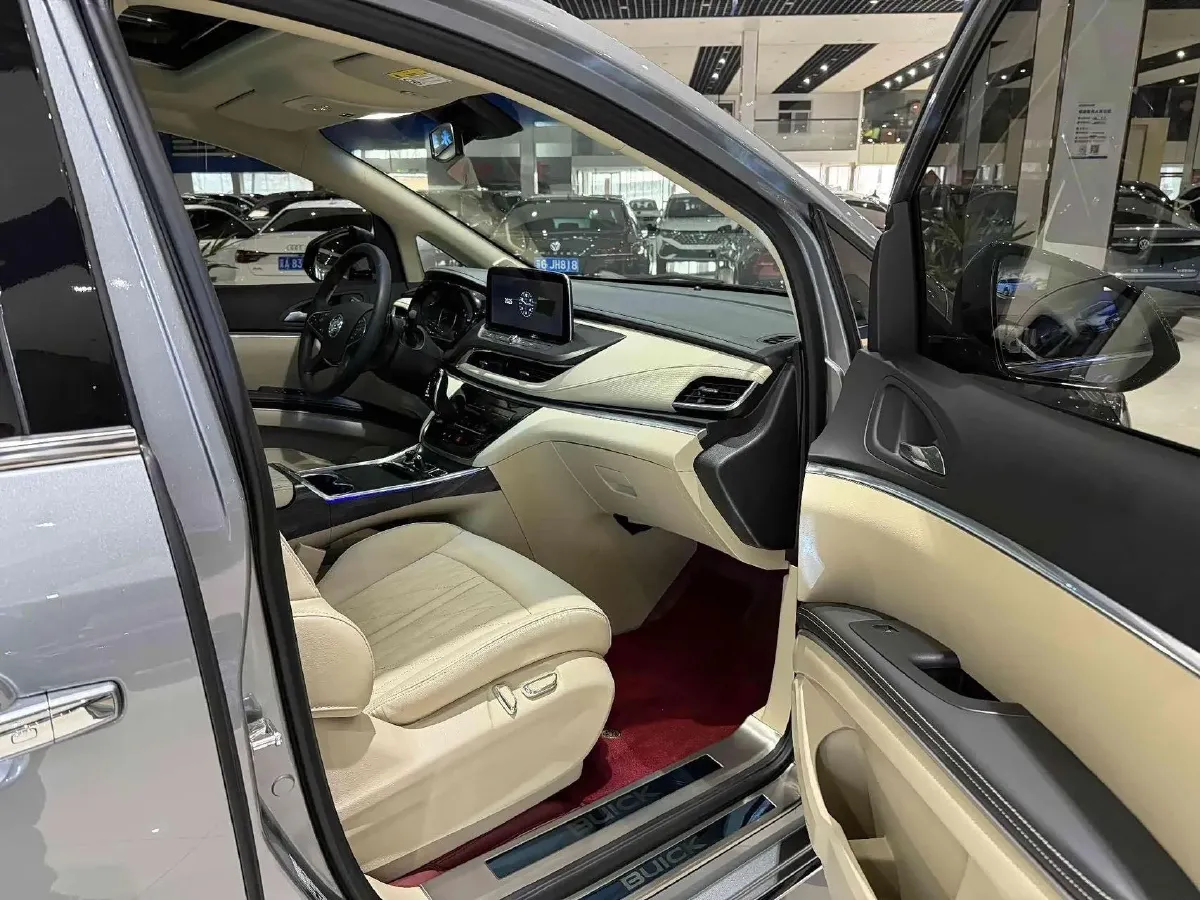 2023 Buick GL8 2.0T 237HP L4 9AT,autocango,china used car exporter,china ev exporter,chinese used car exporter,chinese used ev exporter
