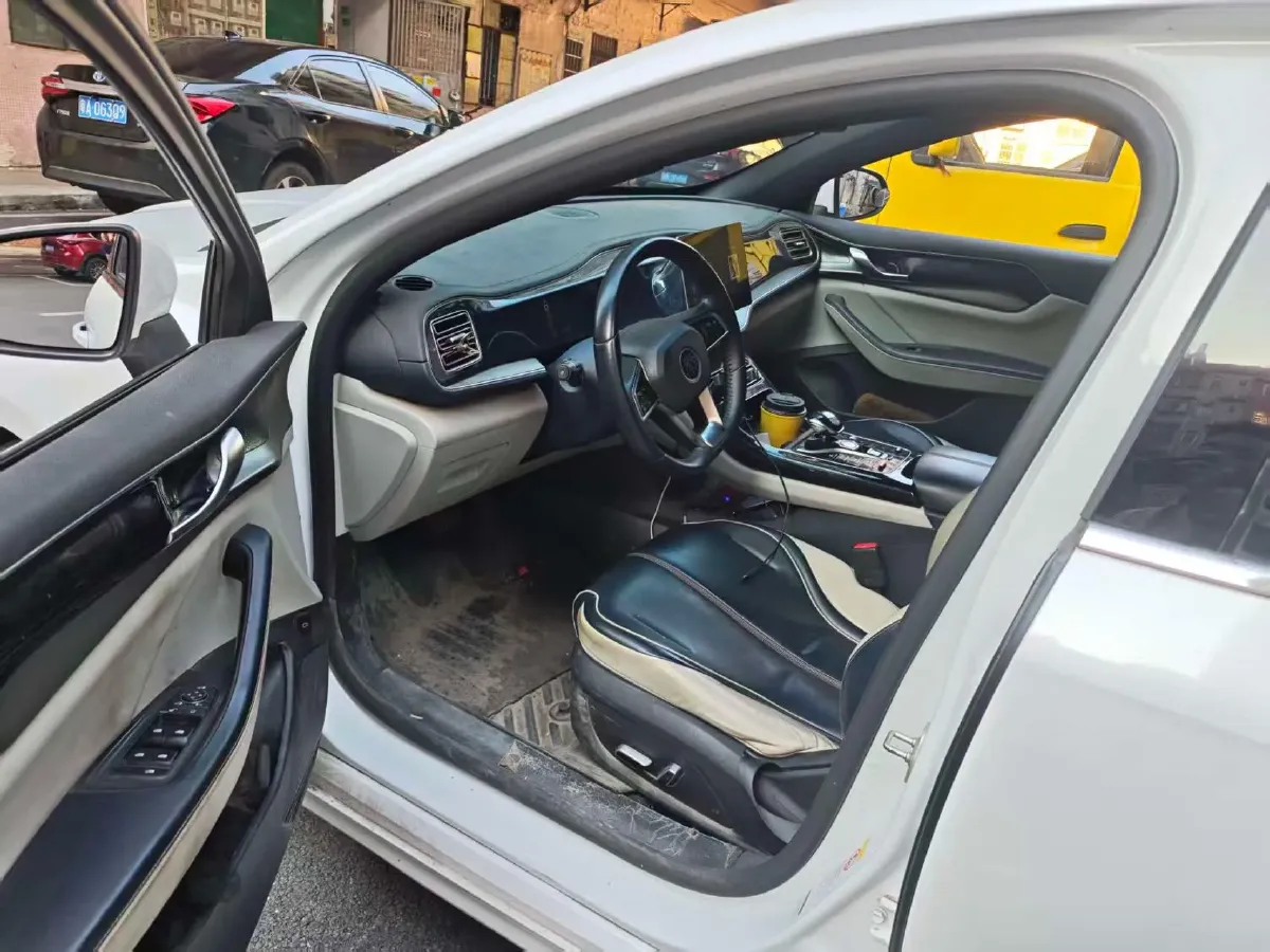 2021 Haval F7 1.5T 169HP L4 7DCT,autocango,china used car exporter,china ev exporter,chinese used car exporter,chinese used ev exporter