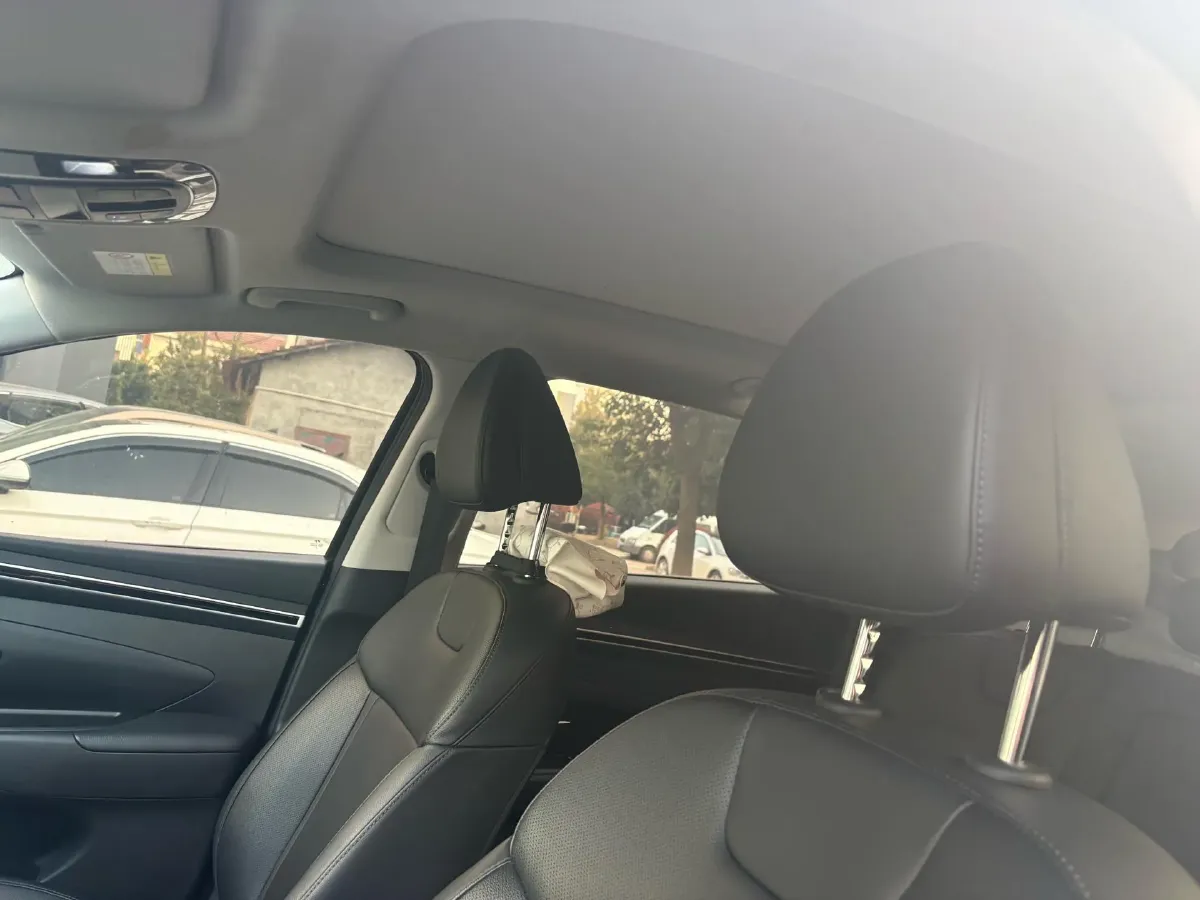 2021 Hyundai Tucson 1.5T 200HP L4 7DCT,autocango,china used car exporter,china ev exporter,chinese used car exporter,chinese used ev exporter