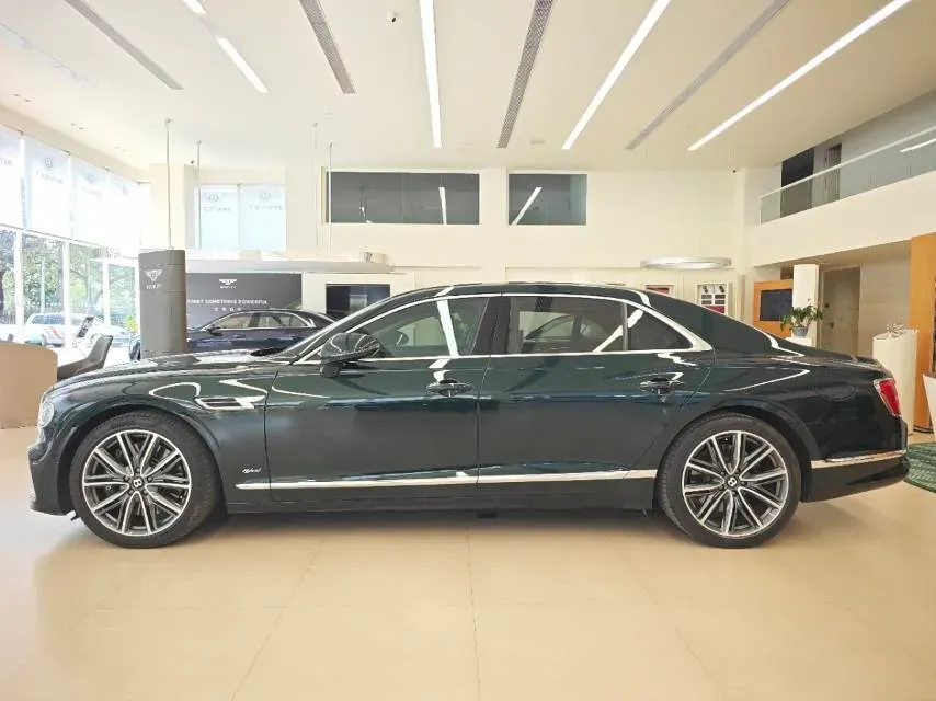 2022 Bentley Flying Spur 2.9T 416HP V6 8DCT PHEV 18KWH,autocango,china used car exporter,china ev exporter,chinese used car exporter,chinese used ev exporter