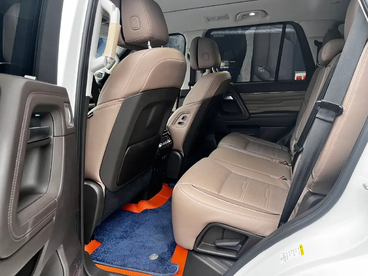 2022 Beijing BJ60 2.0T 267HP L4 8AT,autocango,china used car exporter,china ev exporter,chinese used car exporter,chinese used ev exporter