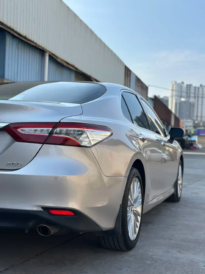 2019 Toyota Camry 2.5L 209HP L4 8AT,autocango,china used car exporter,china ev exporter,chinese used car exporter,chinese used ev exporter
