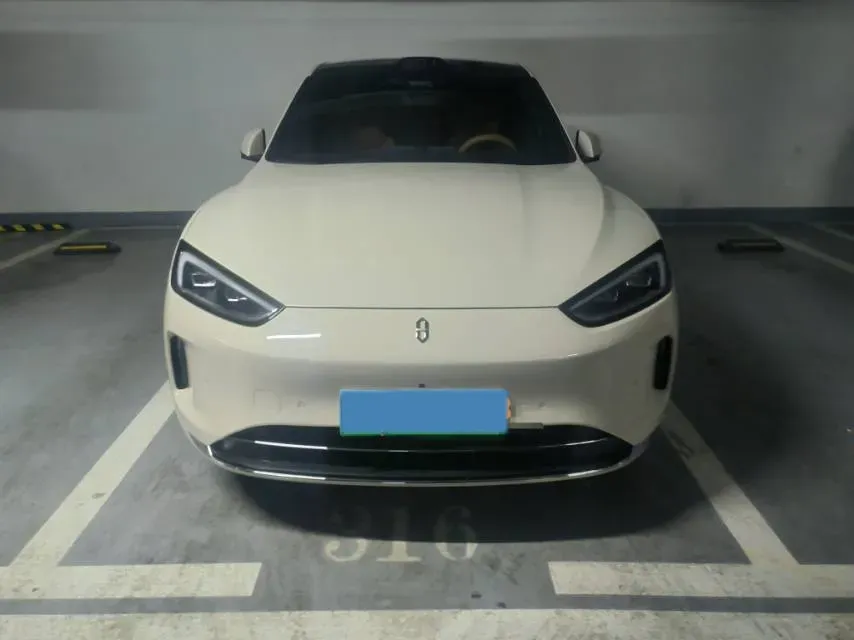 2025 AITO AITO M5 1.5T 152HP L4 REEV 42KWH,autocango,china used car exporter,china ev exporter,chinese used car exporter,chinese used ev exporter
