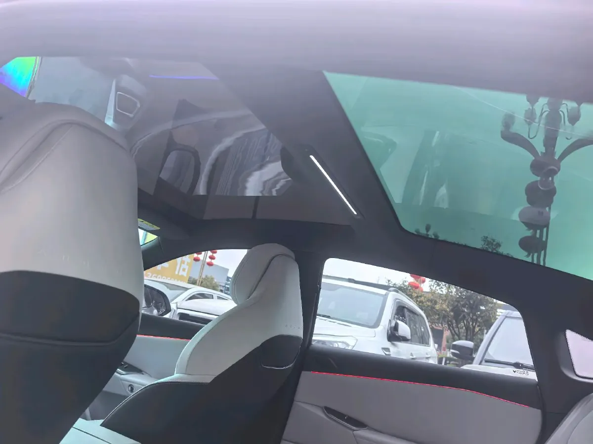 2024 ARCFOX αT5 BEV 79.2KWH,autocango,china used car exporter,china ev exporter,chinese used car exporter,chinese used ev exporter