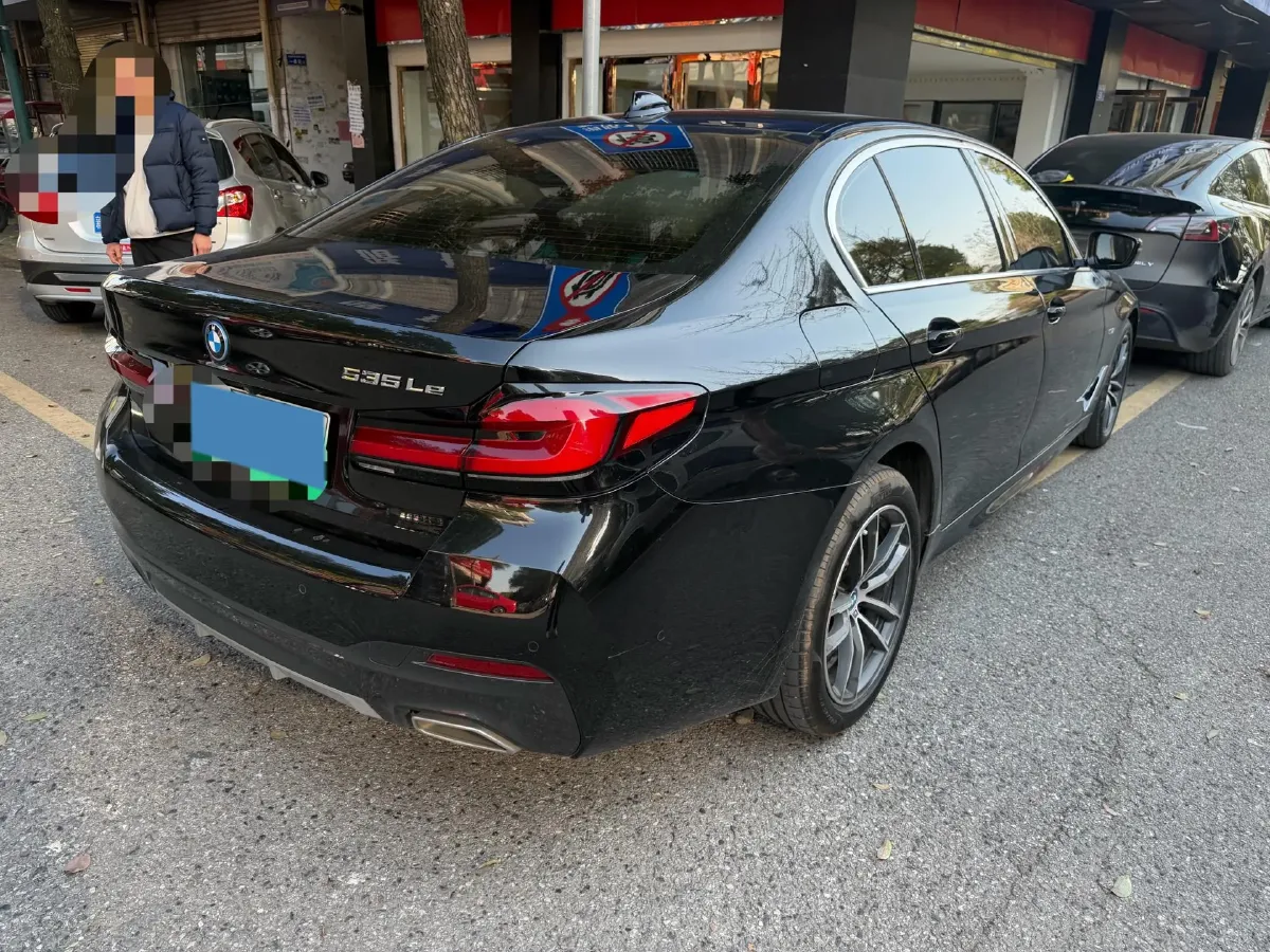 2022 BMW 5 Series 2.0T 184HP L4 8AT PHEV 17.7KWH,autocango,china used car exporter,china ev exporter,chinese used car exporter,chinese used ev exporter