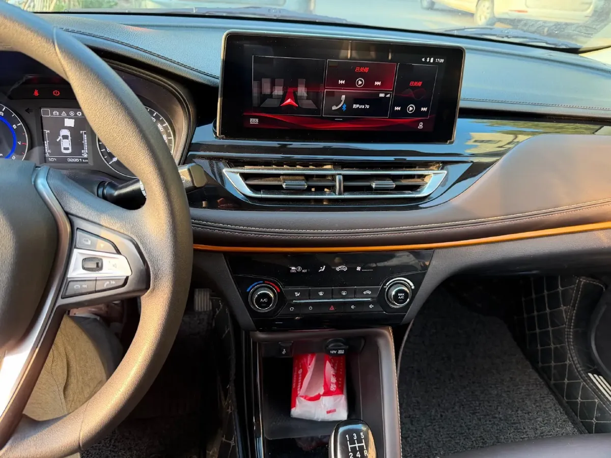 2019 ChangAn Eado DT 1.6L 125HP L4 5MT,autocango,china used car exporter,china ev exporter,chinese used car exporter,chinese used ev exporter