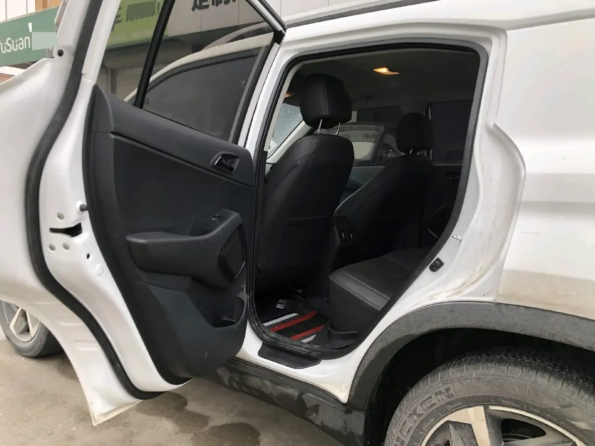 2021 Hyundai ix35 1.4T 140HP L4 7DCT,autocango,china used car exporter,china ev exporter,chinese used car exporter,chinese used ev exporter