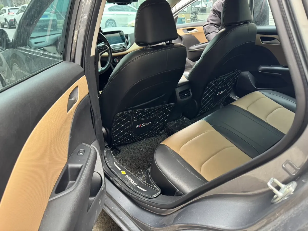 2021 Chevrolet Monza 1.5L 113HP L4 6AT,autocango,china used car exporter,china ev exporter,chinese used car exporter,chinese used ev exporter