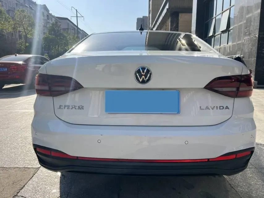 2023 Volkswagen Lavida 1.5L 110HP L4 6AT,autocango,china used car exporter,china ev exporter,chinese used car exporter,chinese used ev exporter