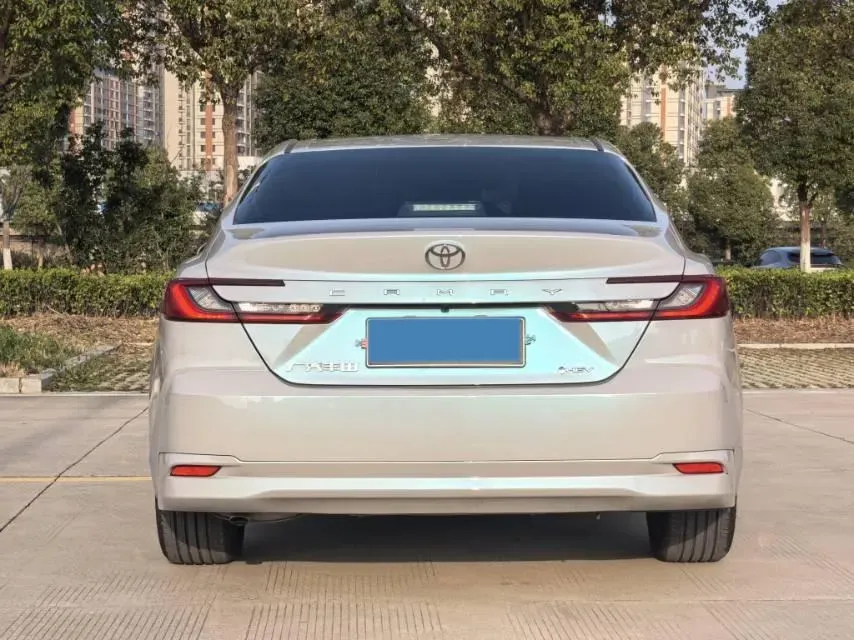 2024 Toyota Camry 2.0L 152HP L4 E-CVT Hybrid,autocango,china used car exporter,china ev exporter,chinese used car exporter,chinese used ev exporter