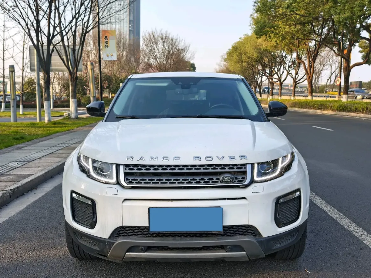 2018 Land Rover Range Rover Evoque 2.0T 241HP L4 9AT,autocango,china used car exporter,china ev exporter,chinese used car exporter,chinese used ev exporter