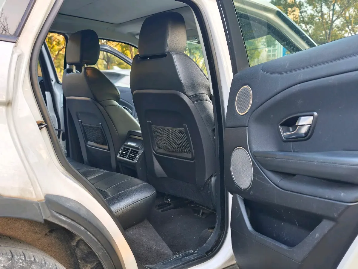 2018 Land Rover Range Rover Evoque 2.0T 241HP L4 9AT,autocango,china used car exporter,china ev exporter,chinese used car exporter,chinese used ev exporter