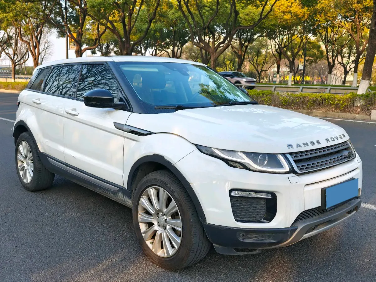 2018 Land Rover Range Rover Evoque 2.0T 241HP L4 9AT,autocango,china used car exporter,china ev exporter,chinese used car exporter,chinese used ev exporter