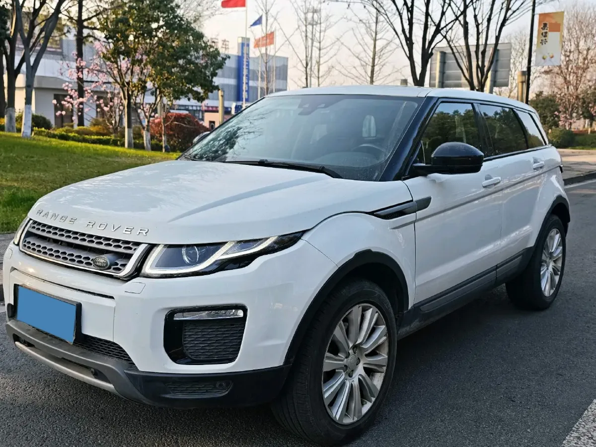 2018 Land Rover Range Rover Evoque 2.0T 241HP L4 9AT,autocango,china used car exporter,china ev exporter,chinese used car exporter,chinese used ev exporter