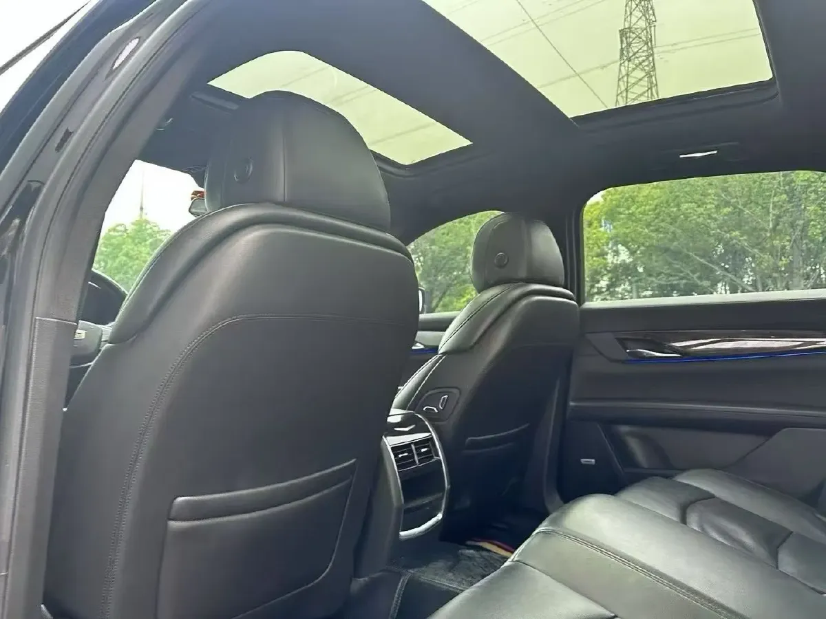 2021 Cadillac CT6 2.0T 237HP L4 10AT,autocango,china used car exporter,china ev exporter,chinese used car exporter,chinese used ev exporter