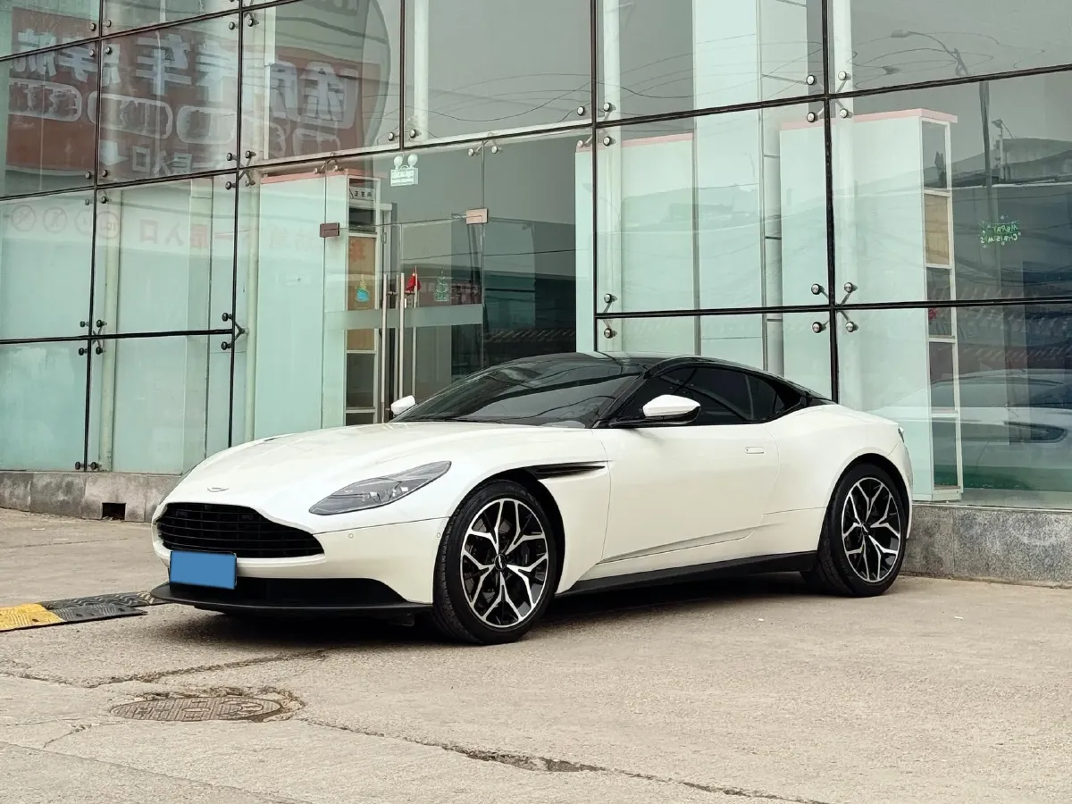 2019 Aston Martin DB11 4.0T 510HP V8 8AT,autocango,china used car exporter,china ev exporter,chinese used car exporter,chinese used ev exporter