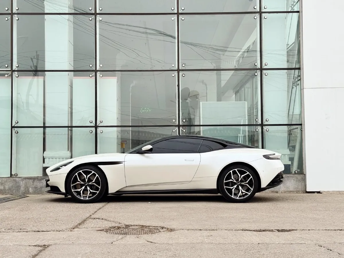 2019 Aston Martin DB11 4.0T 510HP V8 8AT,autocango,china used car exporter,china ev exporter,chinese used car exporter,chinese used ev exporter