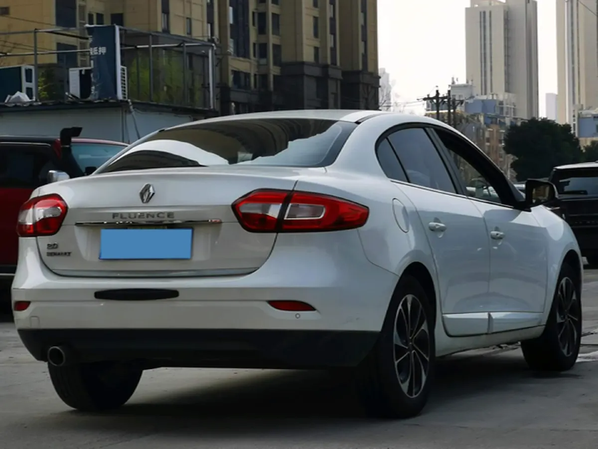 2015 Renault Fluence 2.0L 137HP L4 CVT,autocango,china used car exporter,china ev exporter,chinese used car exporter,chinese used ev exporter
