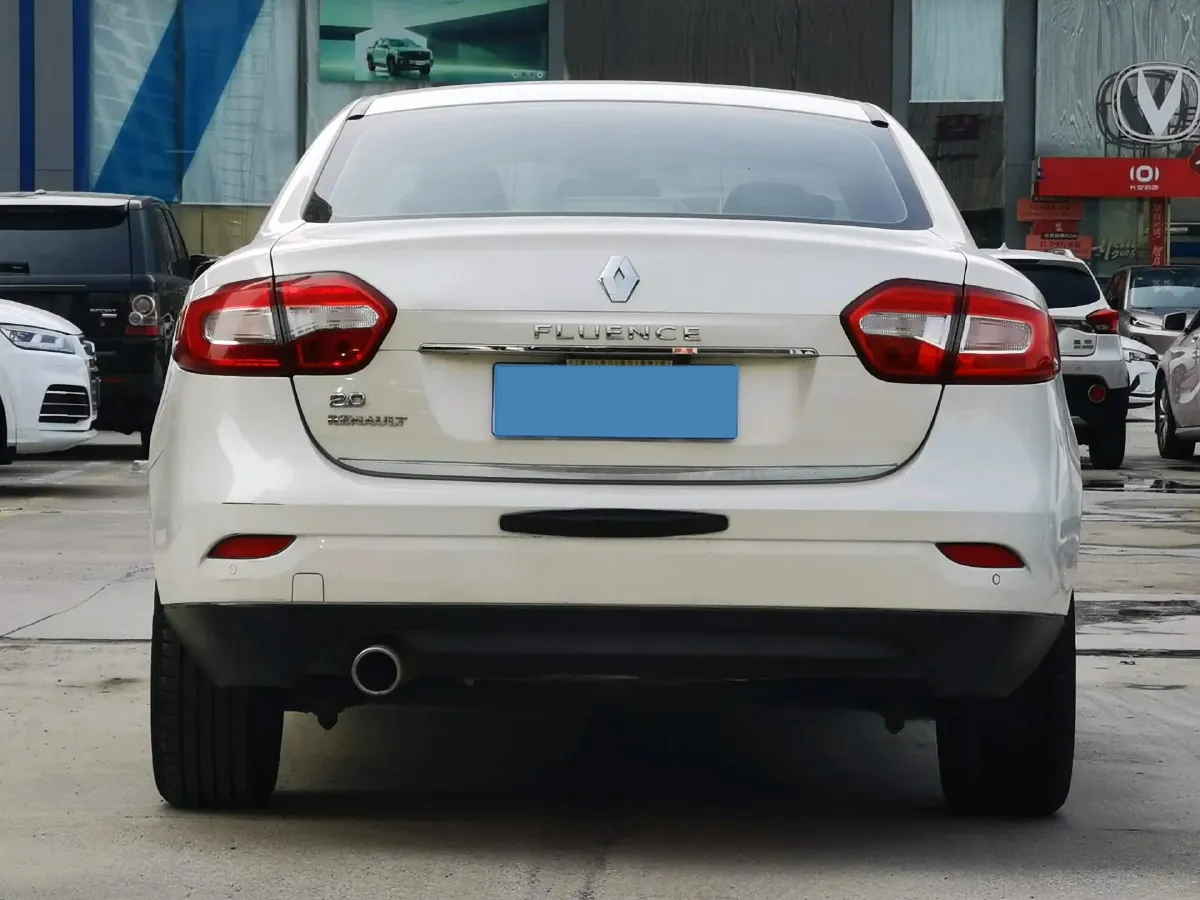 2015 Renault Fluence 2.0L 137HP L4 CVT,autocango,china used car exporter,china ev exporter,chinese used car exporter,chinese used ev exporter