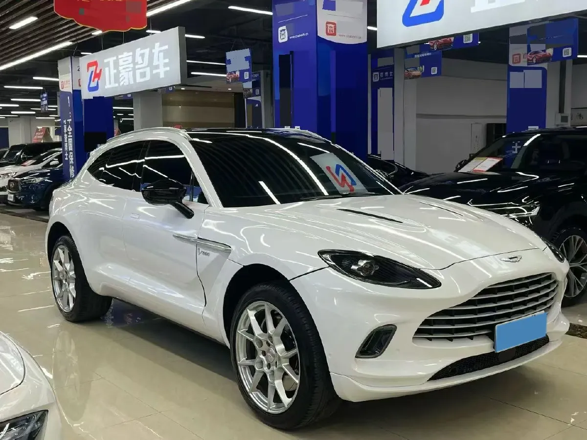 2020 Aston Martin DBX 4.0T 550HP V8 9AT,autocango,china used car exporter,china ev exporter,chinese used car exporter,chinese used ev exporter