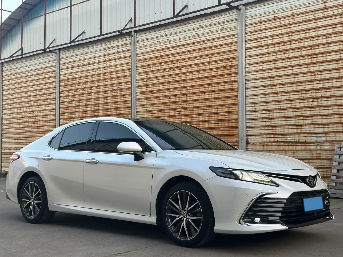 2021 Toyota Camry 2.5L 209HP L4 8AT,autocango,china used car exporter,china ev exporter,chinese used car exporter,chinese used ev exporter