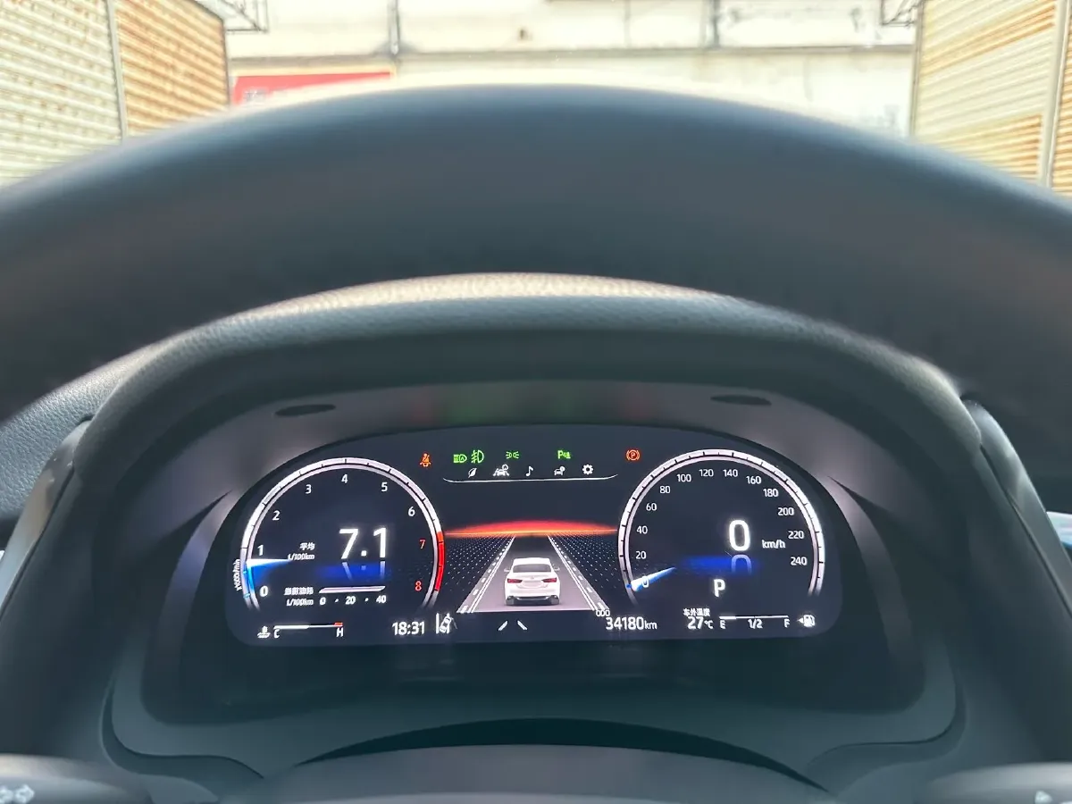 2021 Toyota Camry 2.5L 209HP L4 8AT,autocango,china used car exporter,china ev exporter,chinese used car exporter,chinese used ev exporter