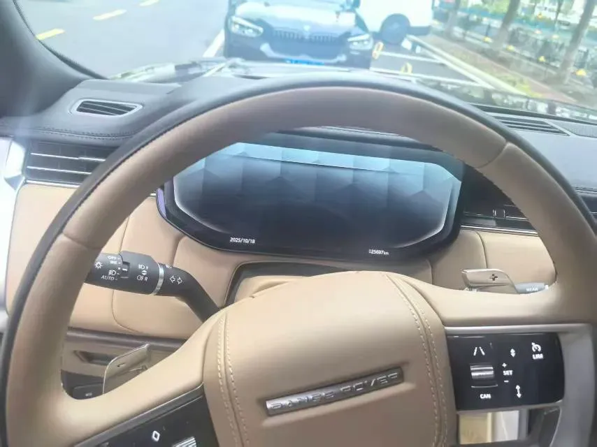 2024 Land Rover Range Rover 3.0T 400HP L6 8AT,autocango,china used car exporter,china ev exporter,chinese used car exporter,chinese used ev exporter