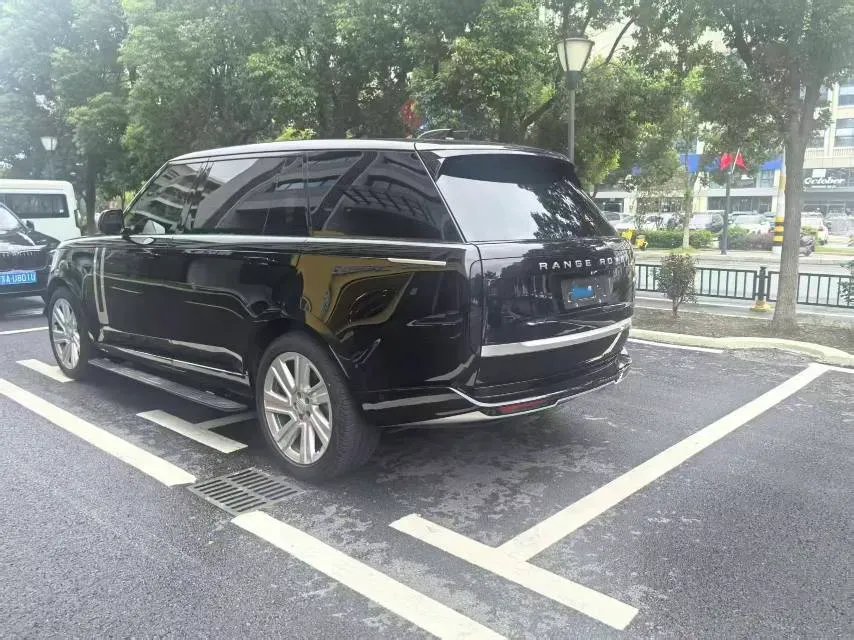 2024 Land Rover Range Rover 3.0T 400HP L6 8AT,autocango,china used car exporter,china ev exporter,chinese used car exporter,chinese used ev exporter