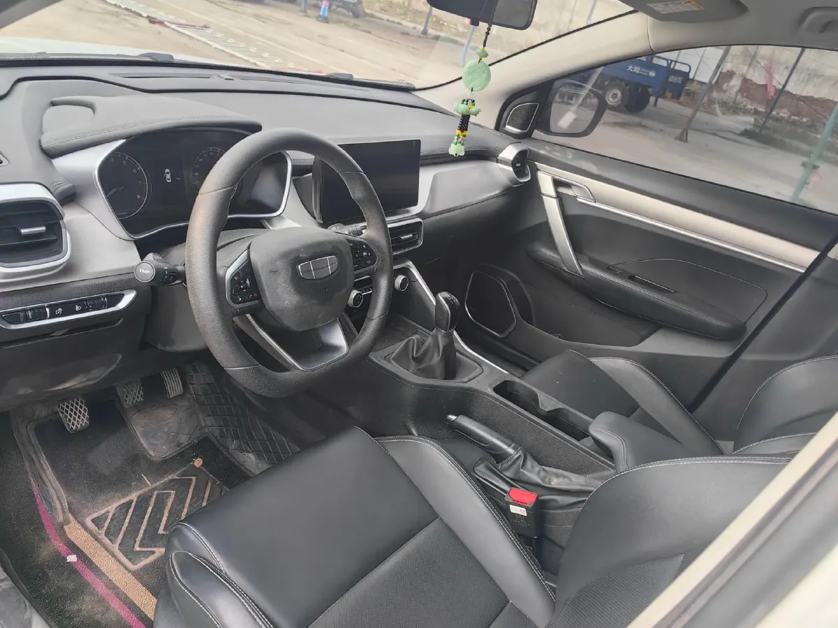 2025 Geely Coolray 1.5L 126HP L4 5MT,autocango,china used car exporter,china ev exporter,chinese used car exporter,chinese used ev exporter