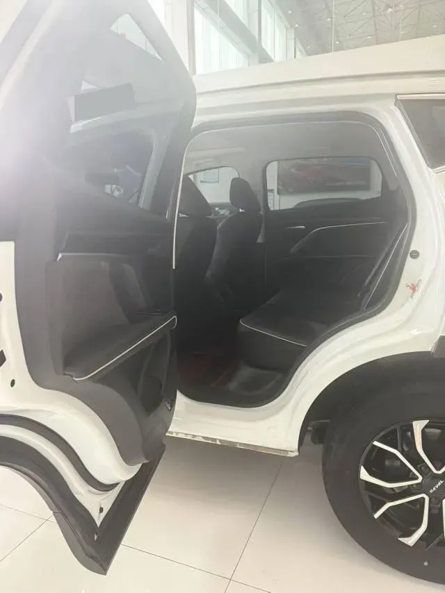 2021 Haval H6 1.5T 150HP L4 7DCT,autocango,china used car exporter,china ev exporter,chinese used car exporter,chinese used ev exporter