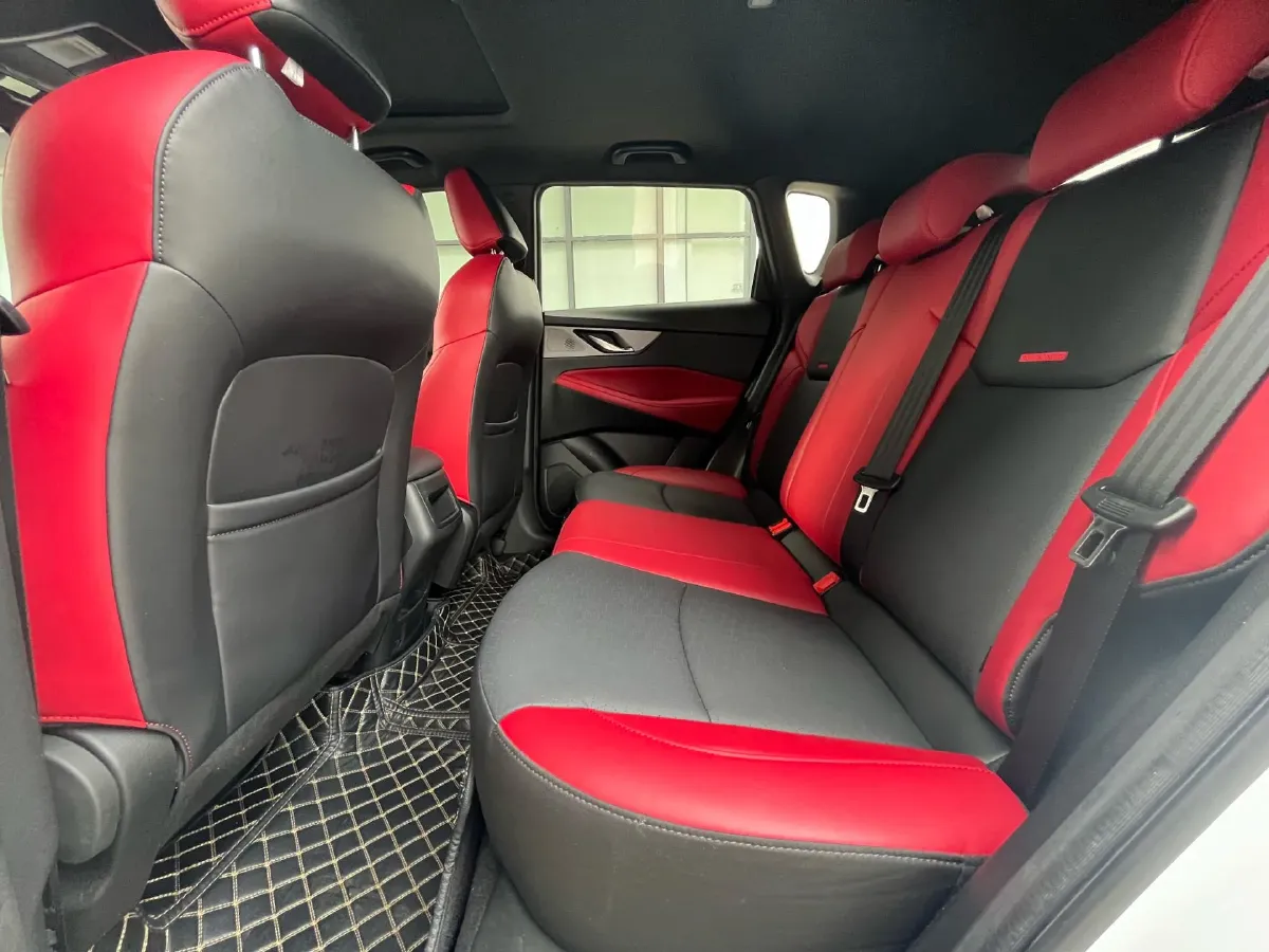 2021 ChangAn CS35 Plus 1.6L 128HP L4 5MT,autocango,china used car exporter,china ev exporter,chinese used car exporter,chinese used ev exporter