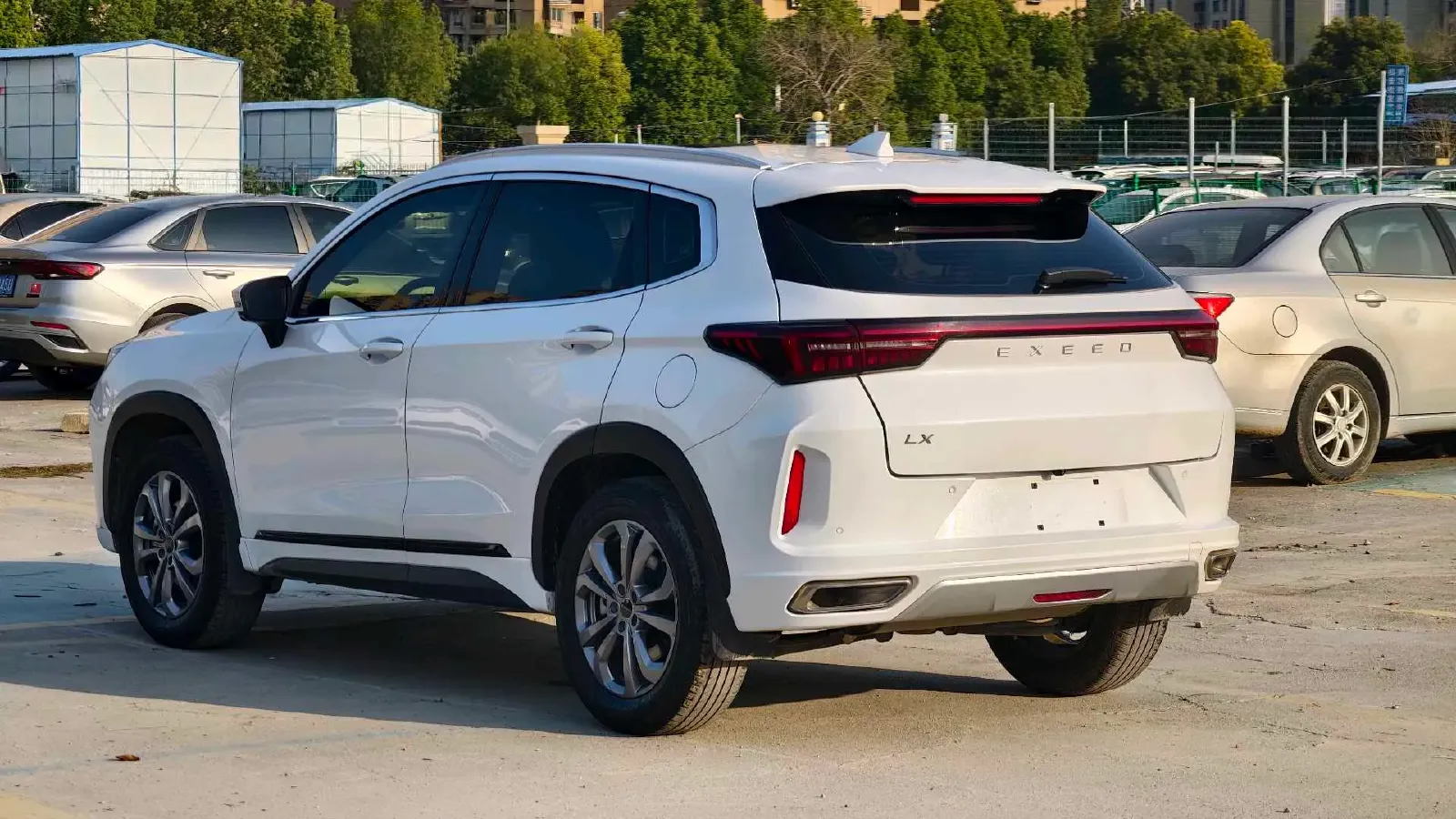 2020 Exceed LX 1.5T 156HP L4 CVT,autocango,china used car exporter,china ev exporter,chinese used car exporter,chinese used ev exporter