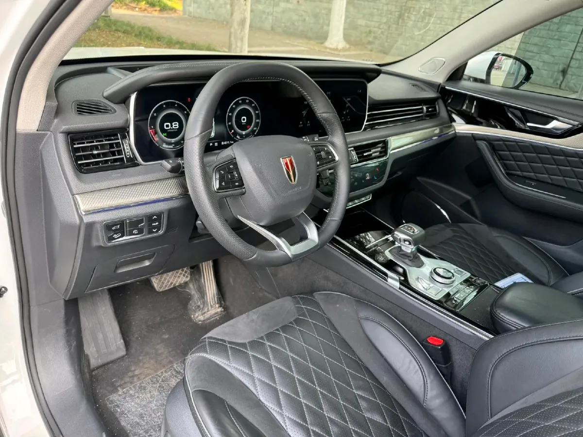 2019 HongQi HS5 2.0T 224HP L4 6AT,autocango,china used car exporter,china ev exporter,chinese used car exporter,chinese used ev exporter