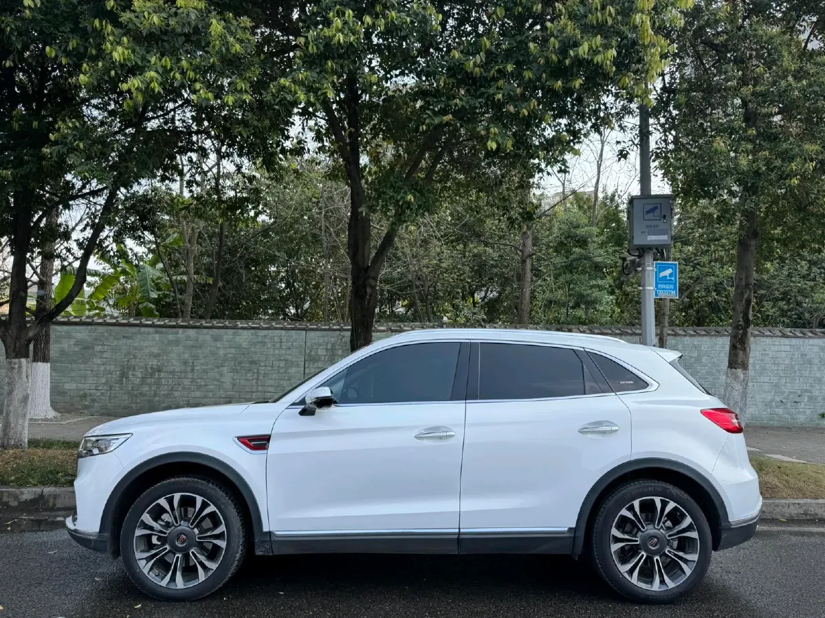 2019 HongQi HS5 2.0T 224HP L4 6AT,autocango,china used car exporter,china ev exporter,chinese used car exporter,chinese used ev exporter