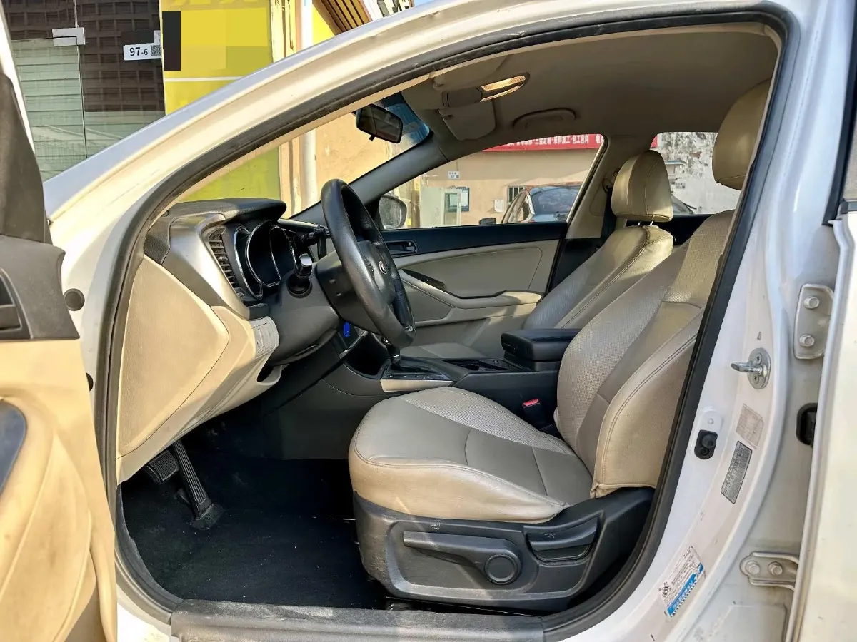 2015 Kia K5 2.0L 162HP L4 6AT,autocango,china used car exporter,china ev exporter,chinese used car exporter,chinese used ev exporter