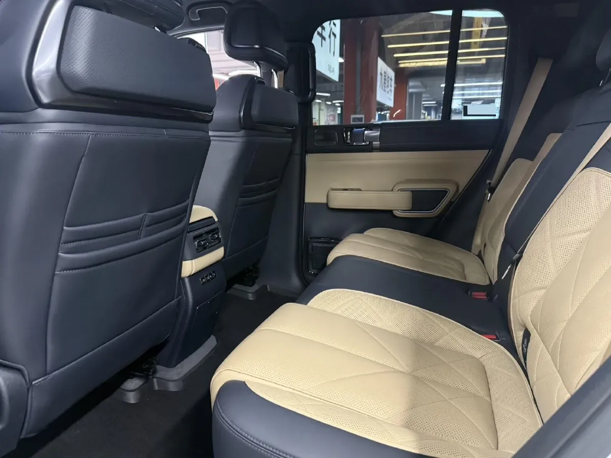 2023 Toyota Crown Kluger 2.5L 189HP L4 E-CVT Hybrid,autocango,china used car exporter,china ev exporter,chinese used car exporter,chinese used ev exporter