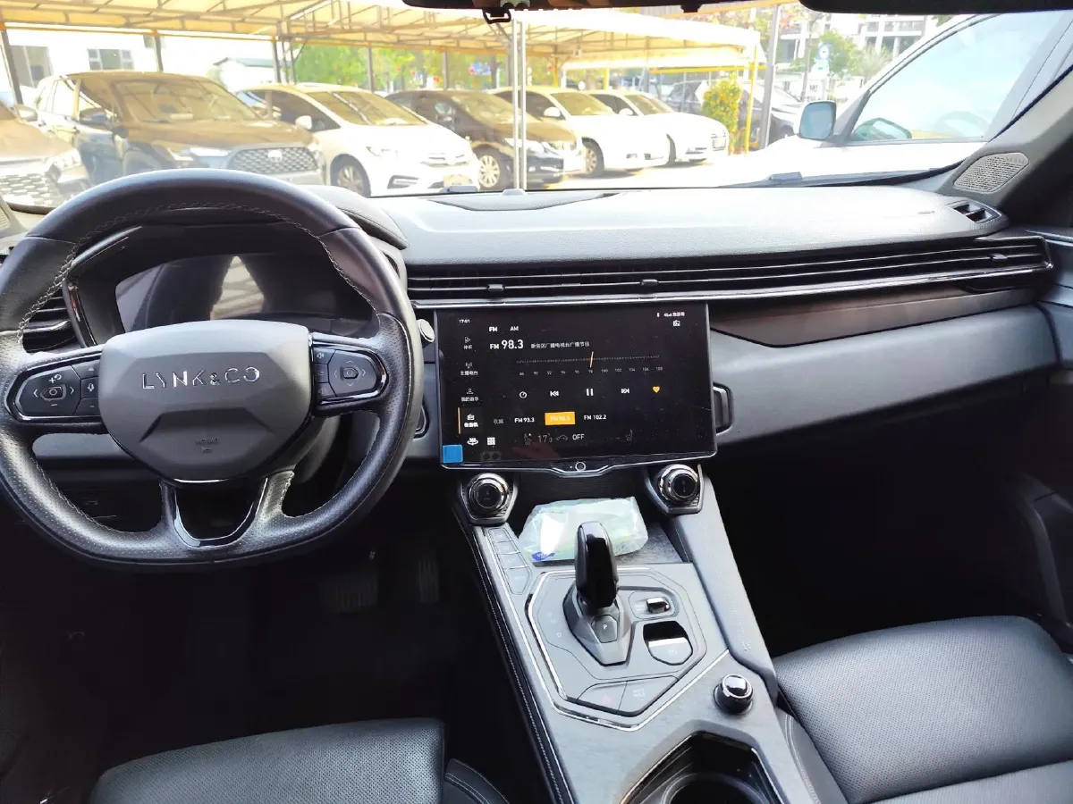 2021 LYNK&CO 01 2.0T 254HP L4 8AT,autocango,china used car exporter,china ev exporter,chinese used car exporter,chinese used ev exporter