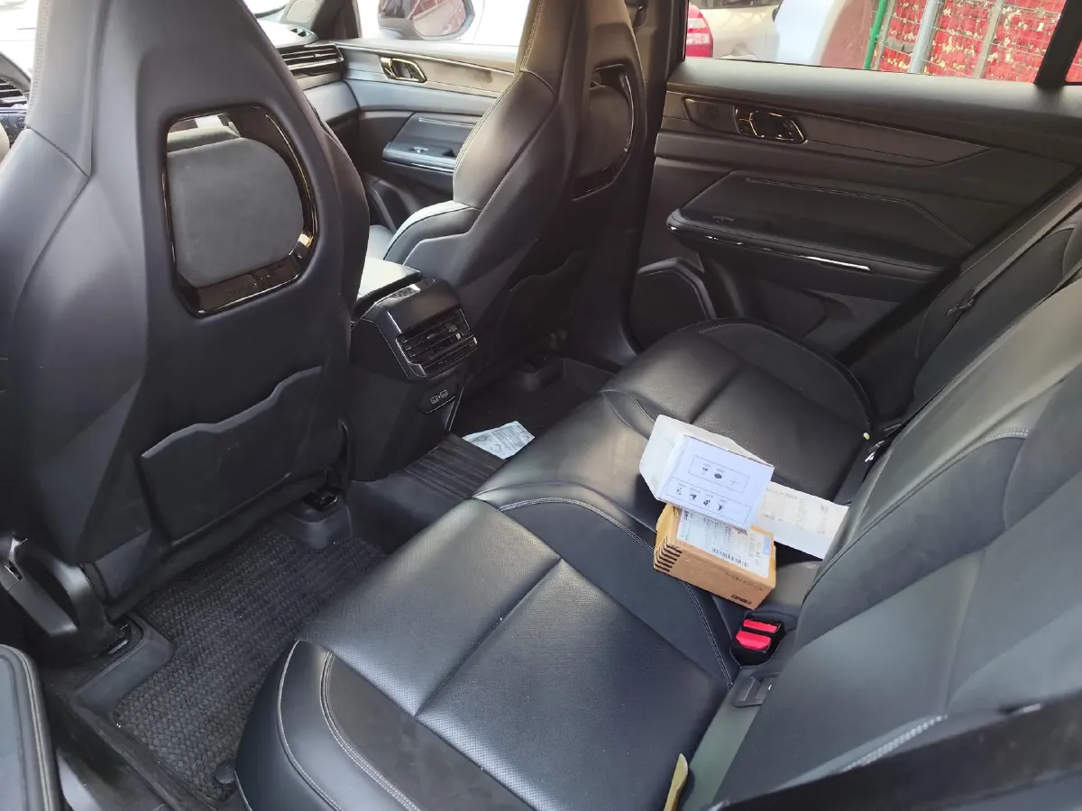 2021 LYNK&CO 01 2.0T 254HP L4 8AT,autocango,china used car exporter,china ev exporter,chinese used car exporter,chinese used ev exporter