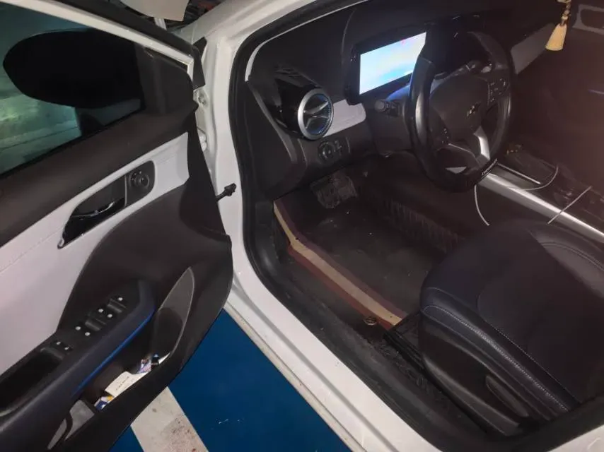 2024 Chevrolet Monza 1.5L 113HP L4 6DCT,autocango,china used car exporter,china ev exporter,chinese used car exporter,chinese used ev exporter