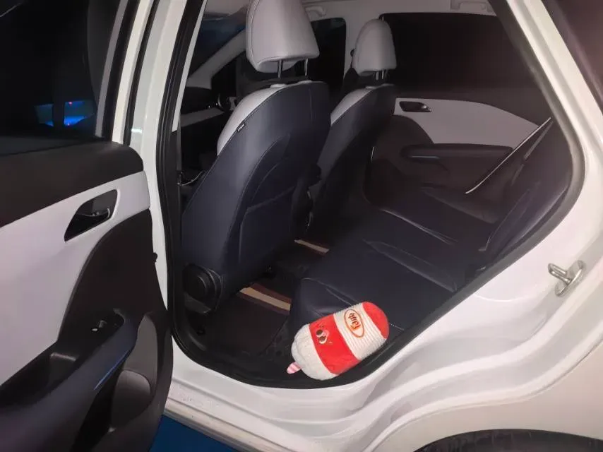 2024 Chevrolet Monza 1.5L 113HP L4 6DCT,autocango,china used car exporter,china ev exporter,chinese used car exporter,chinese used ev exporter